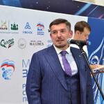 Управляющий партнер «Фонда Прямых Инвестиций» Руслан Халилов выступил в качестве почетного гостя на финале республиканской спартакиады по плаванию